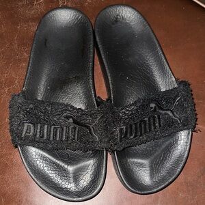 PUMA Women's Textured Black Slide Sandals